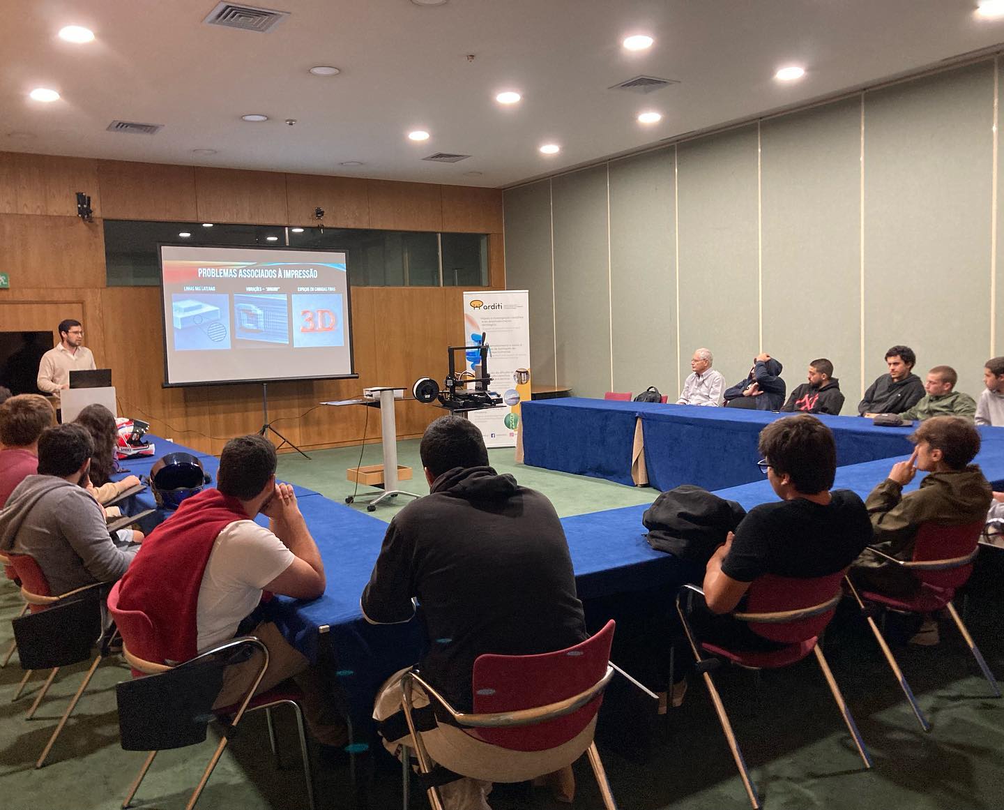 Visitas de alunos do Instituto Profissional de Transportes e Logística da Madeira