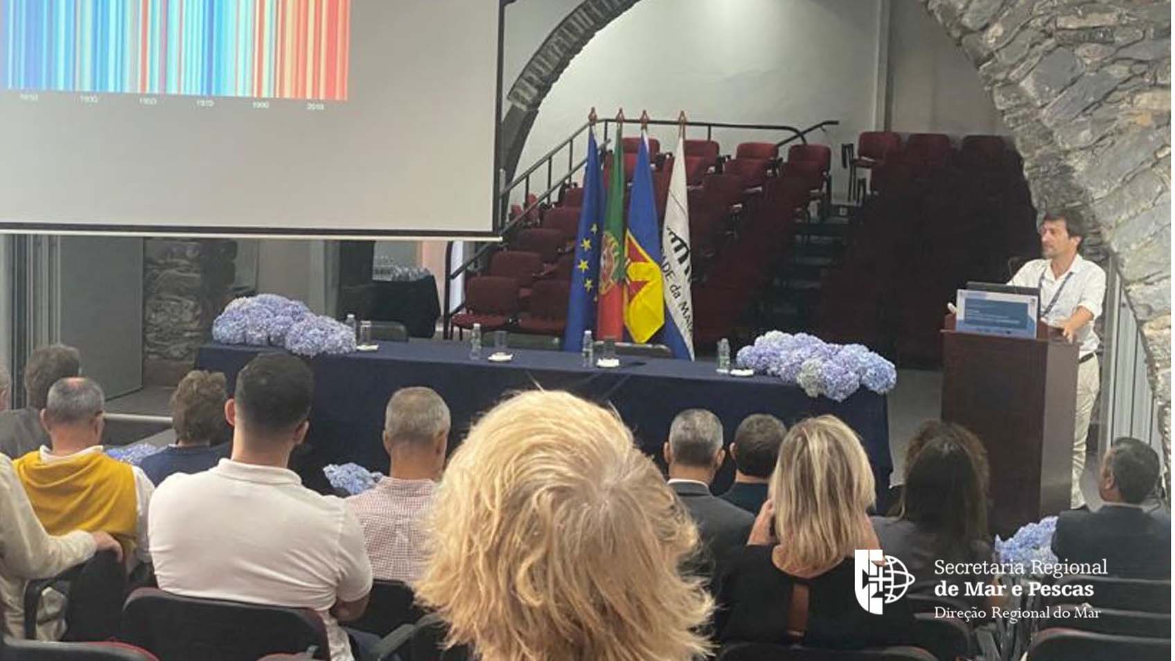 Participação no Seminário "Pressões Humanas no Mar Profundo da Madeira"